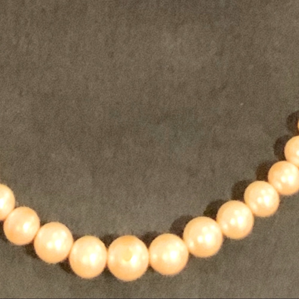 VINTAGE FAUX PEARLS!